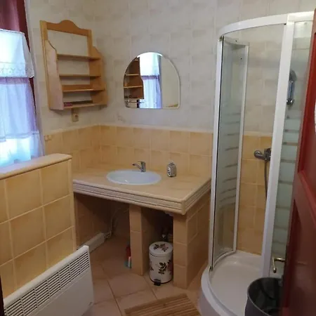 Szálloda Chata U Faca